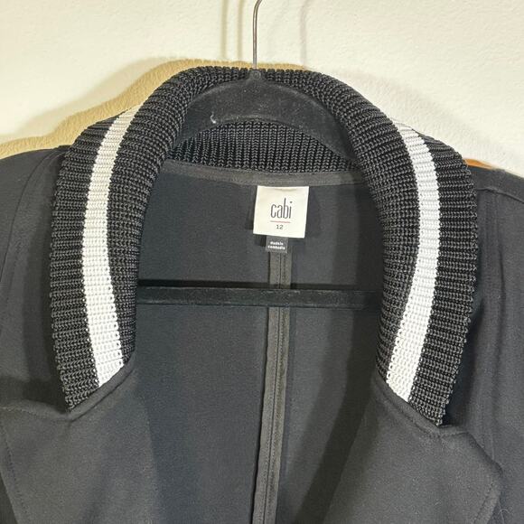 Cabi Wondrous Black Tie Jacket 6033 Long Sleeve Crop Button Stretch Womens Sz 12 - Picture 2 of 7